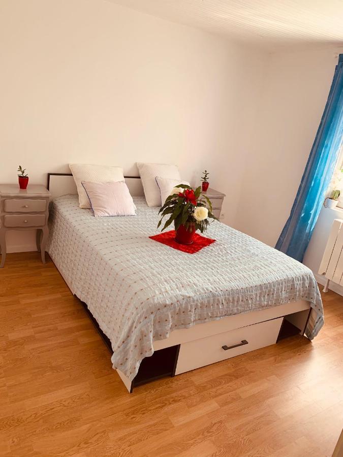 Belle Maison Avec Jardin Rdc T3 De 70M2 Vacances Ou Cure Thermale Rochefort Buitenkant foto