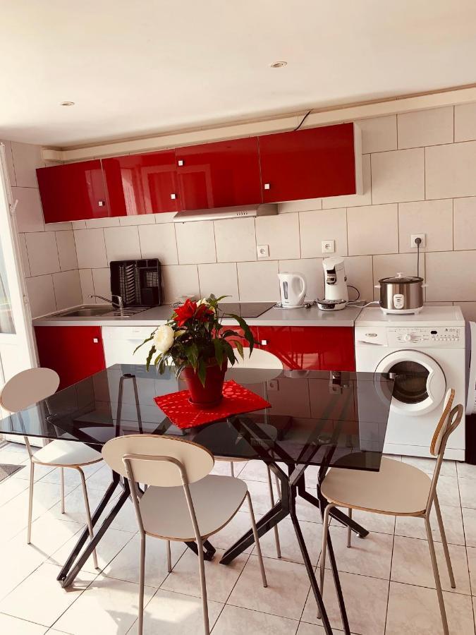 Belle Maison Avec Jardin Rdc T3 De 70M2 Vacances Ou Cure Thermale Rochefort Buitenkant foto