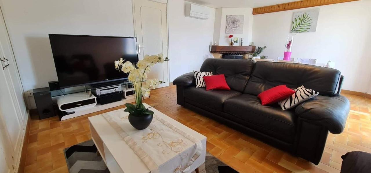 Belle Maison Avec Jardin Rdc T3 De 70M2 Vacances Ou Cure Thermale Rochefort Buitenkant foto