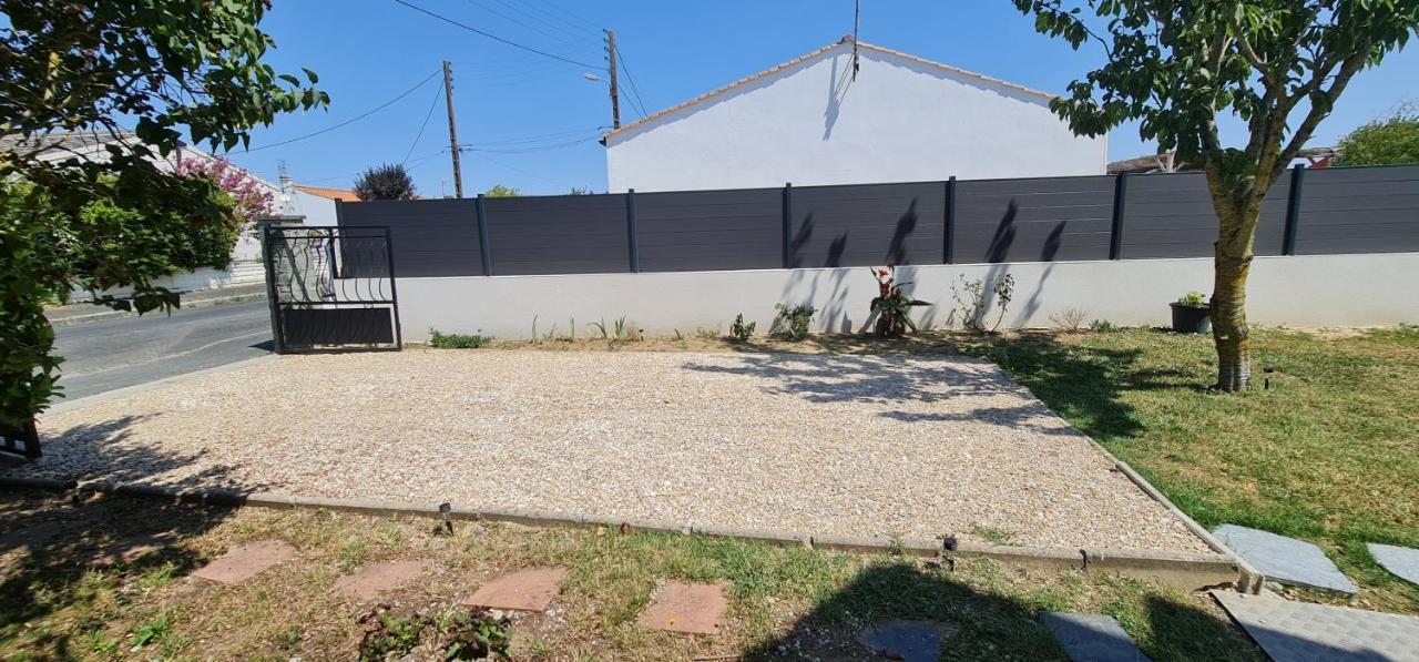 Belle Maison Avec Jardin Rdc T3 De 70M2 Vacances Ou Cure Thermale Rochefort Buitenkant foto