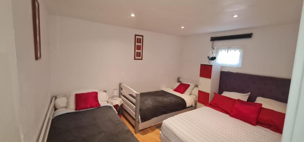 Belle Maison Avec Jardin Rdc T3 De 70M2 Vacances Ou Cure Thermale Rochefort Buitenkant foto