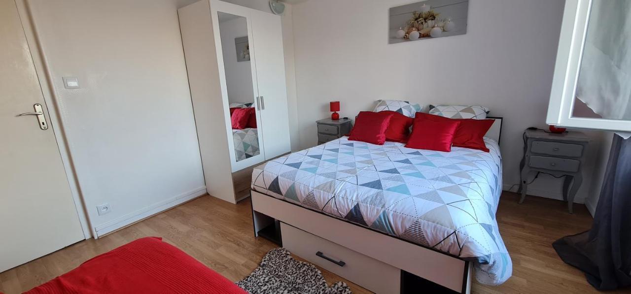Belle Maison Avec Jardin Rdc T3 De 70M2 Vacances Ou Cure Thermale Rochefort Buitenkant foto